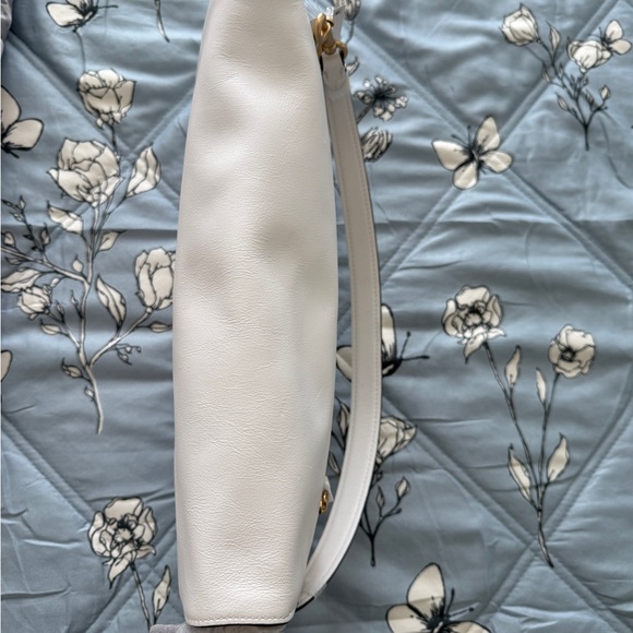 Runway Coach White Soft Chain Tabby Shoulder Bag 35 NWT - Picture 11 of 13